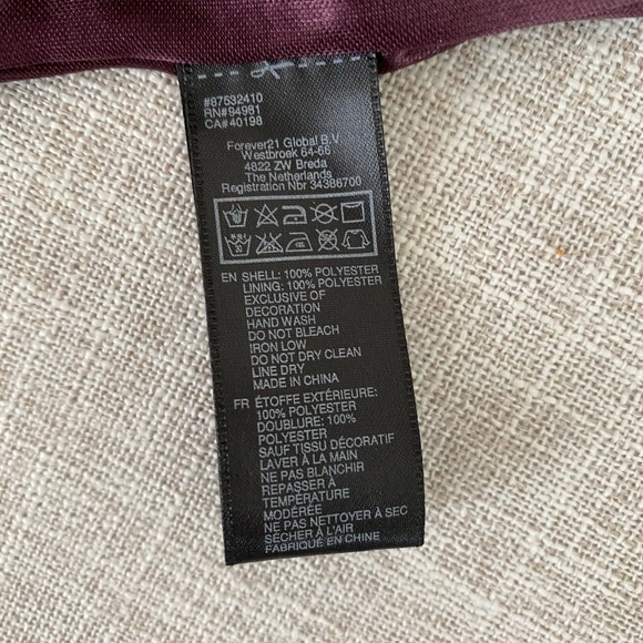 ❌SOLD❌ FOREVER 21 Sparkly Plum Sequined Bodycon - Picture 4 of 5